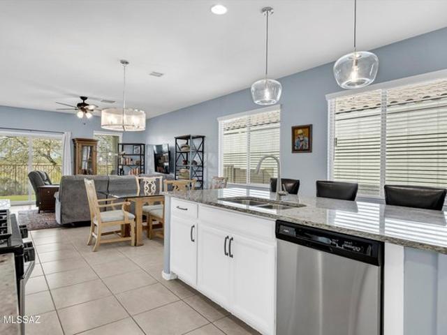 House for sale in Vail, Arizona