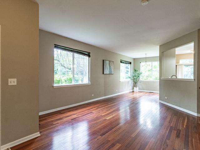 Townhouse for sale in Grayslake, Illinois