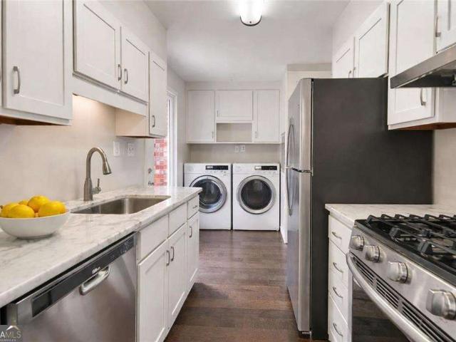 Townhouse for sale in Decatur, Georgia