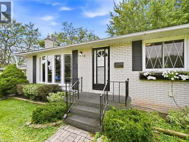 House for sale in Burlington, Ontario