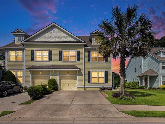 Townhouse for sale in Mount Pleasant, Charleston County