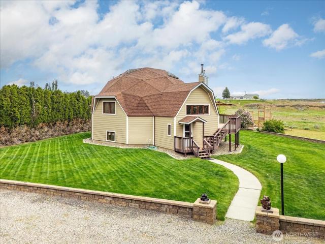 House for sale in Grand Coulee
