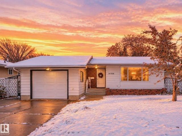 House for sale in McLeod, Edmonton