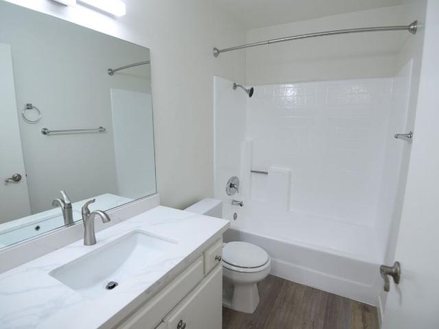 Apartment for rent in Van Nuys Neighborhood Council District, Canoga Park
