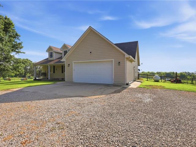 House for sale in Bates, Missouri