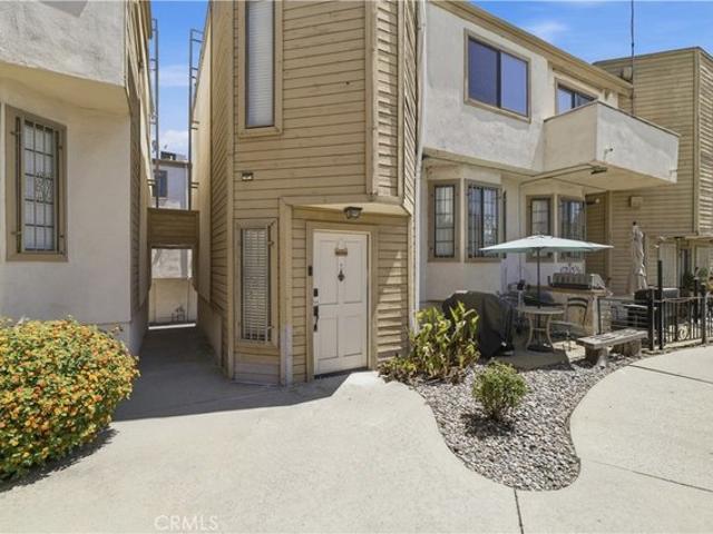 Townhouse for sale in Van Nuys Neighborhood Council District, Canoga Park