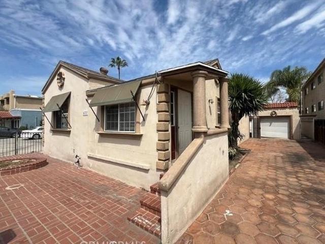 House for sale in Van Nuys Neighborhood Council District, Canoga Park