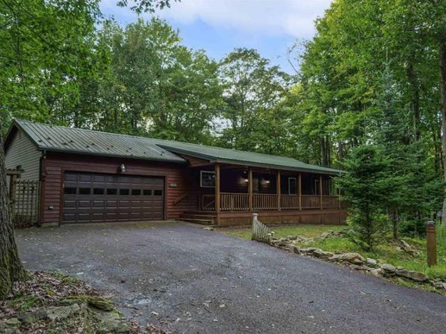 House for sale in Terra Alta, West Virginia