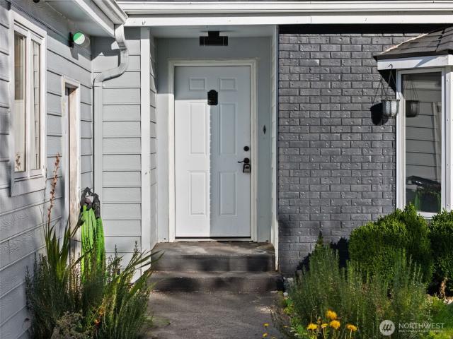 House for sale in Enumclaw, King County