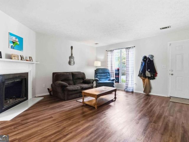 Townhouse for sale in Stone Mountain, Georgia