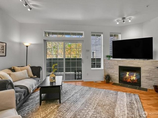 Townhouse for sale in Edmonds, Washington