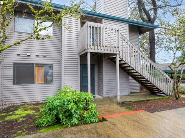 Condo for sale in Oregonia