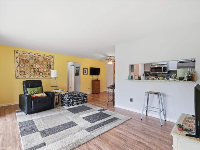Condo for sale in Heritage Place Condos, Shelby Charter Township