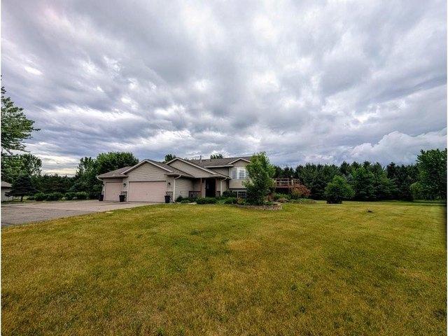 House for sale in Saint Croix, Wisconsin