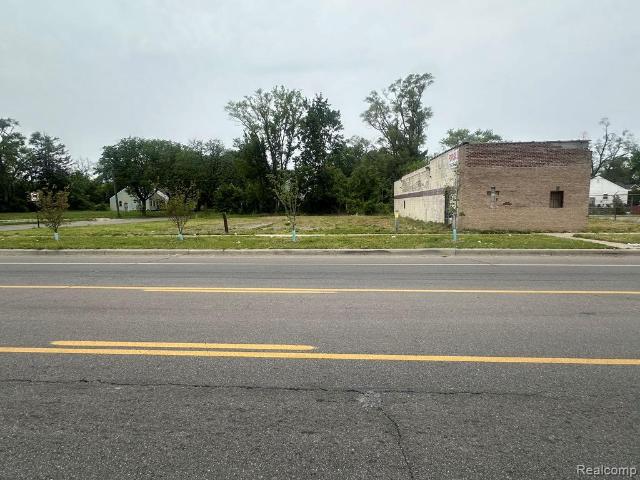 Commercial for sale in Canton