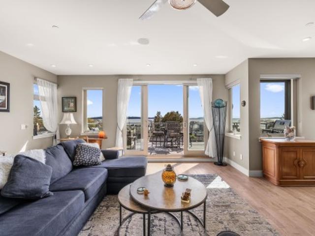 House for sale in White Rock, British Columbia