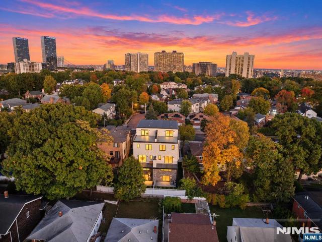 House for sale in Fort Lee, Bergen County