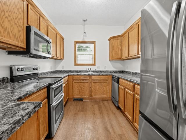 Townhouse for sale in Greater East Side, Ramsey