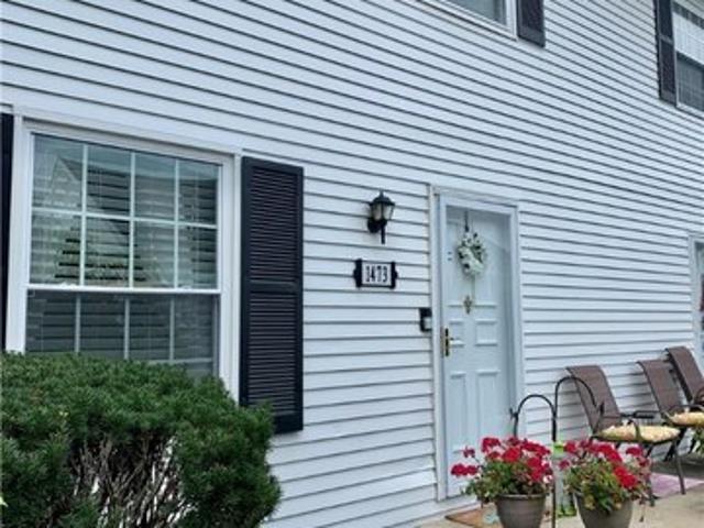 Condo for sale in Summit, Ohio