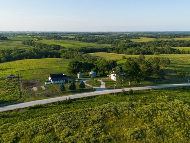 House for sale in Winterset, Iowa