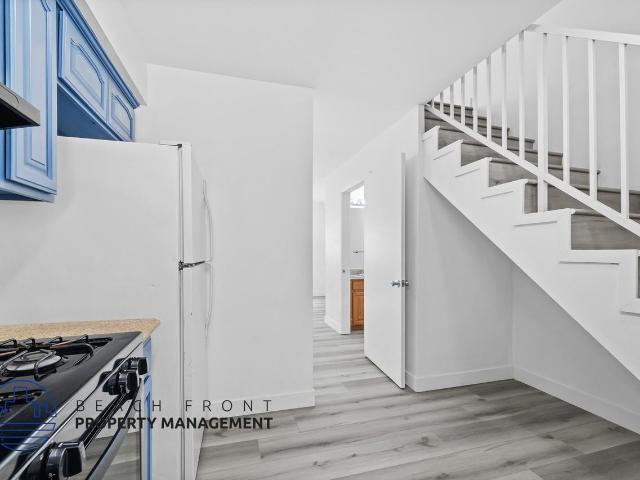 Apartment for rent in Woodland Hills-Warner Center Neighborhood Council District, Canoga Park