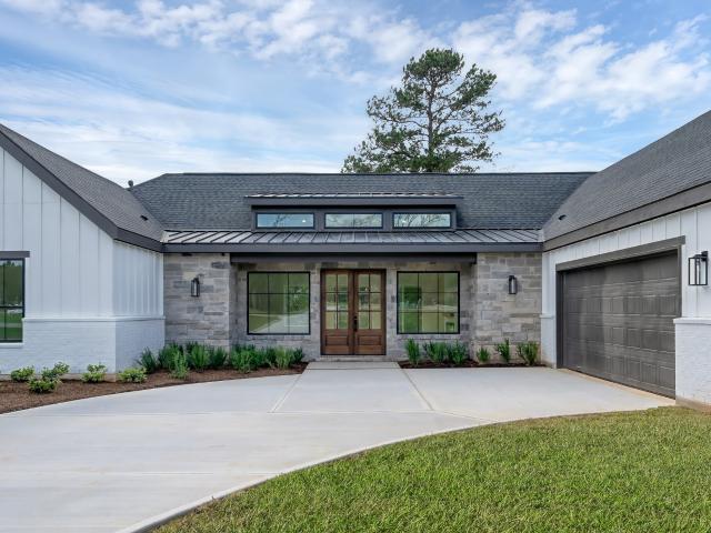 House for sale in Willis, Texas