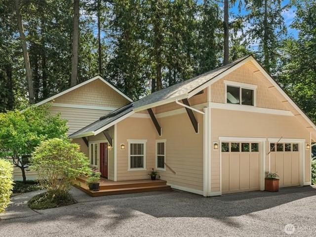 House for sale in Bainbridge Island, Washington