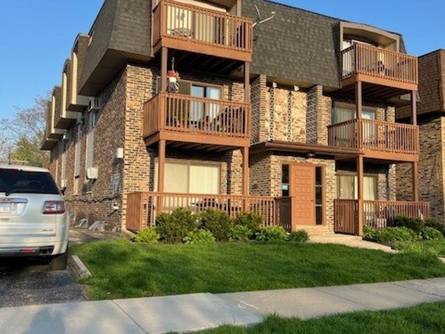 Condo for sale in Midlothian, Illinois