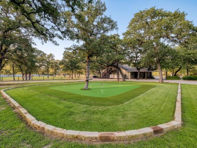 House for sale in Lexington, Texas