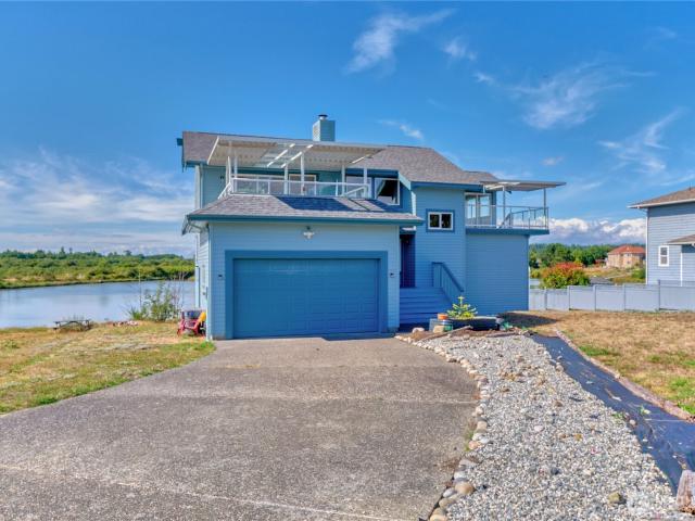 House for sale in Point Roberts, Washington