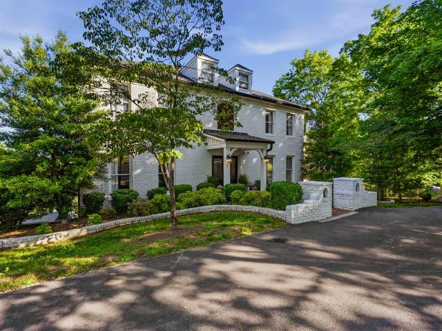 House for sale in Bowling Green, Kentucky