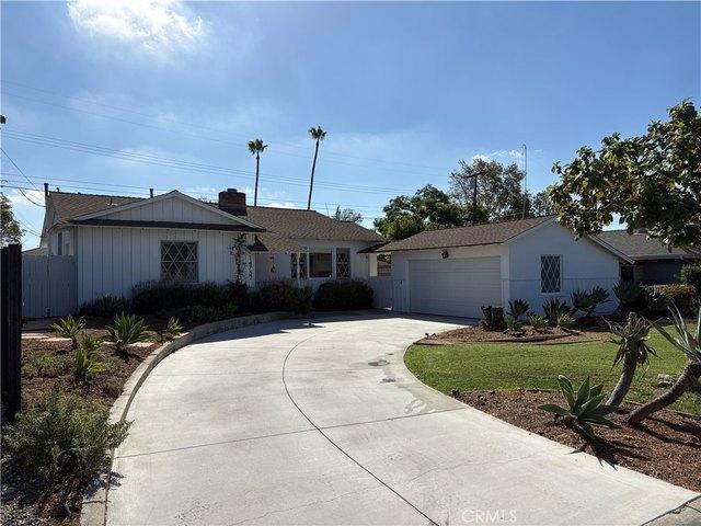 House for sale in Tustin, California