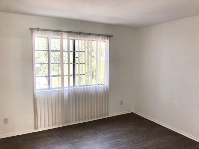 Apartment for rent in Canoga Park, California