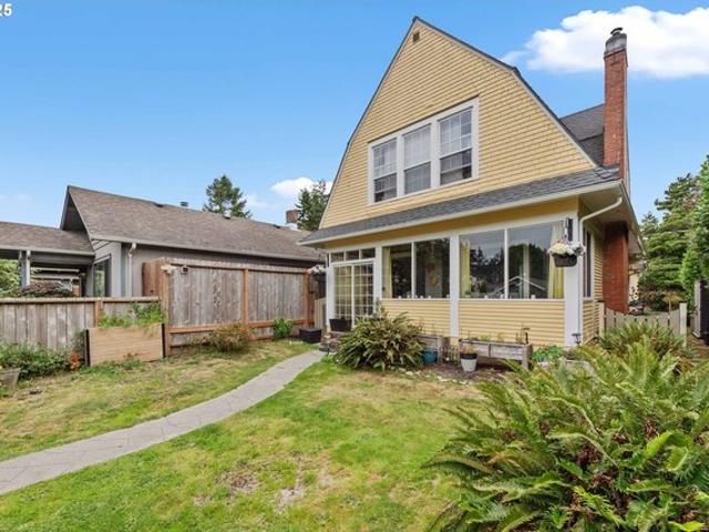 House for sale in Oregonia