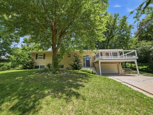House for sale in Burnsville, Minnesota