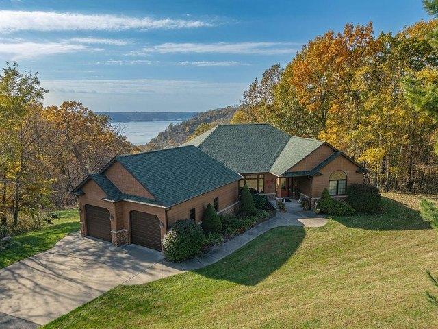House for sale in Ferryville, Crawford County