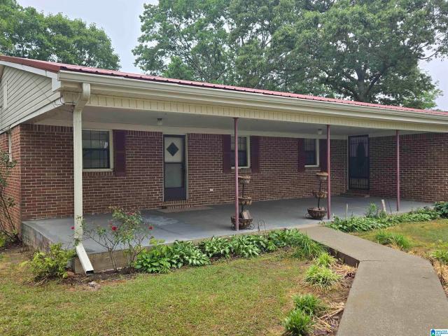 House for sale in Roanoke, Alabama