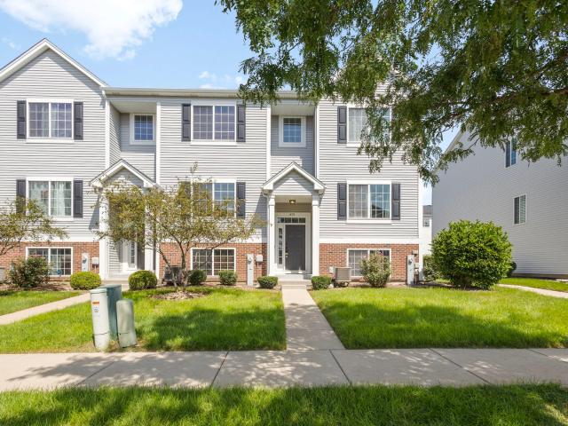 Townhouse for sale in Montgomery, Illinois