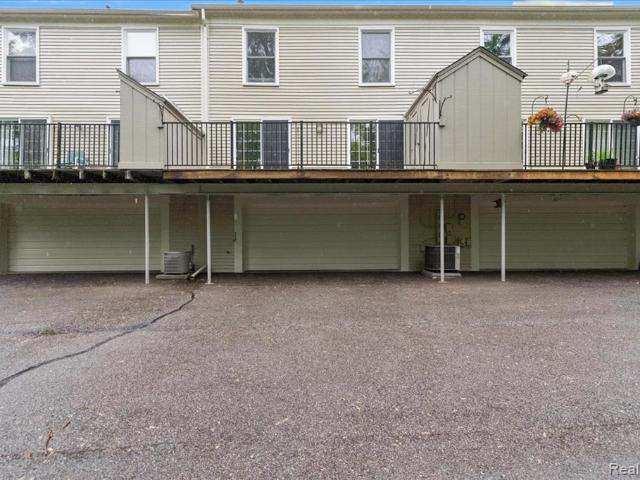 Condo for sale in Rochester Hills