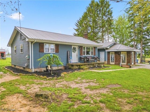 House for sale in New Springfield, Ohio