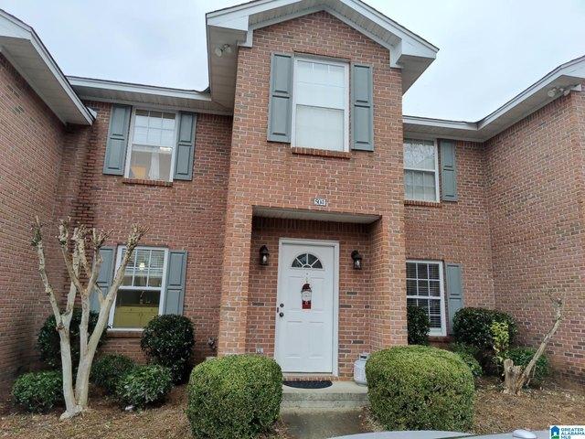 Townhouse for sale in Auburn, Alabama