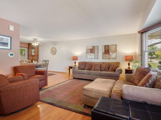House for sale in Elk Grove Village, Illinois