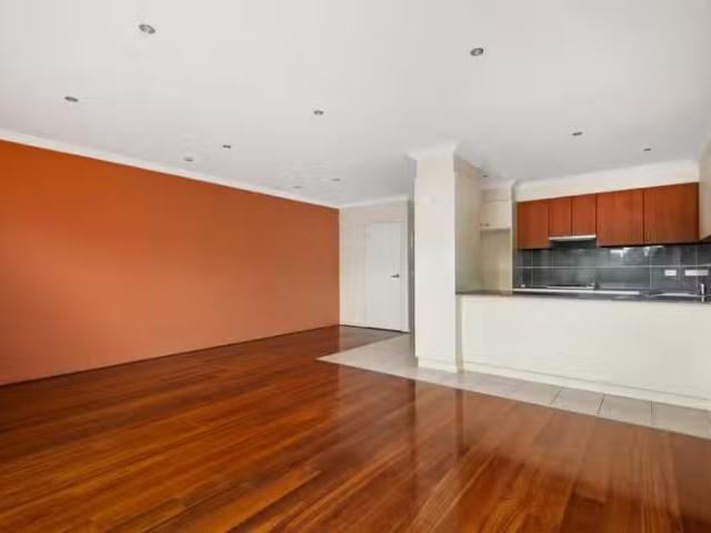 House for rent in Mont Albert