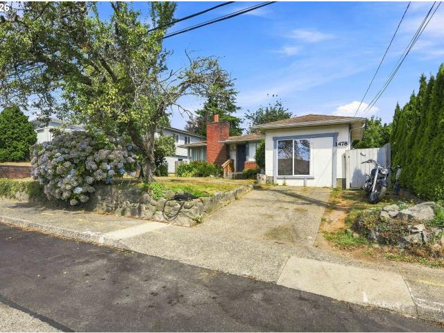 House for sale in Oregonia