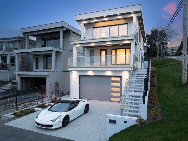 House for sale in White Rock, British Columbia