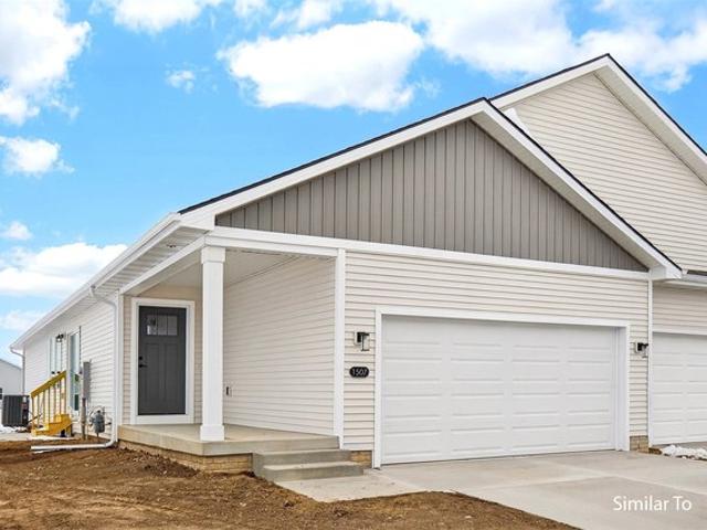 Townhouse for sale in Altoona, Iowa