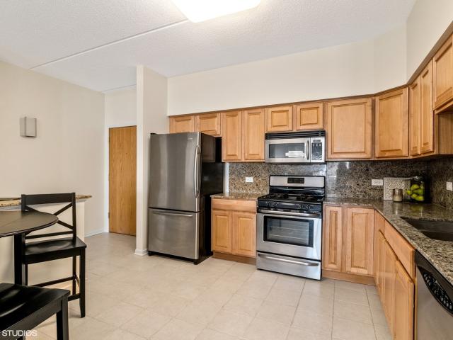 Condo for sale in Libertyville, Illinois