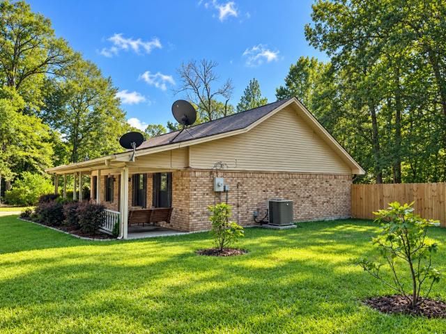 House for sale in Ivanhoe, Tyler County