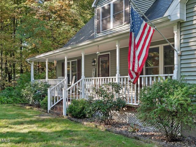 House for sale in Town of Schaghticoke, Rensselaer County