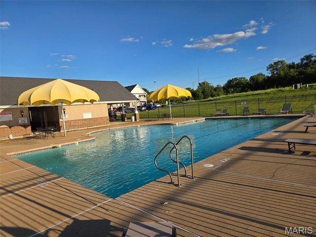 Condo for sale in High Ridge, Missouri